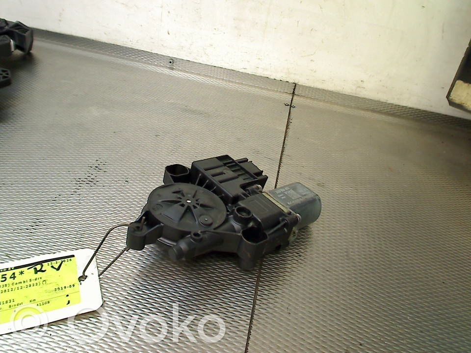 Skoda Fabia Mk3 (NJ) Motor macara geam ușă față 