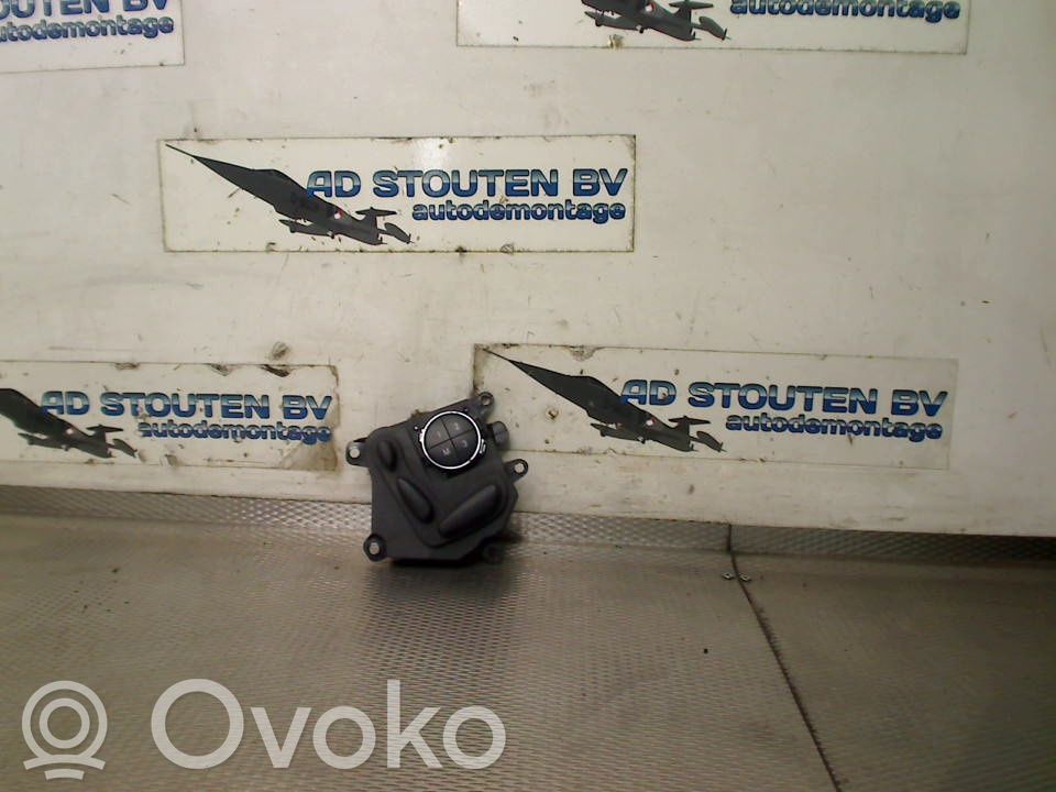 Mercedes-Benz CLS C219 Autres commutateurs / boutons / leviers