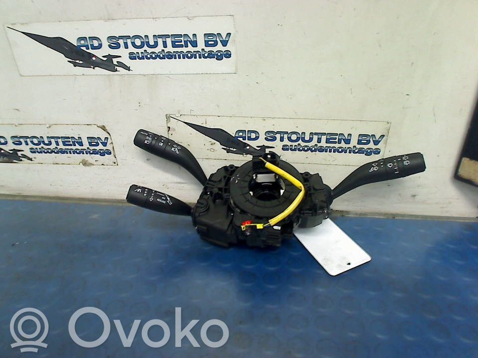MG ZS Boutons / interrupteurs volant