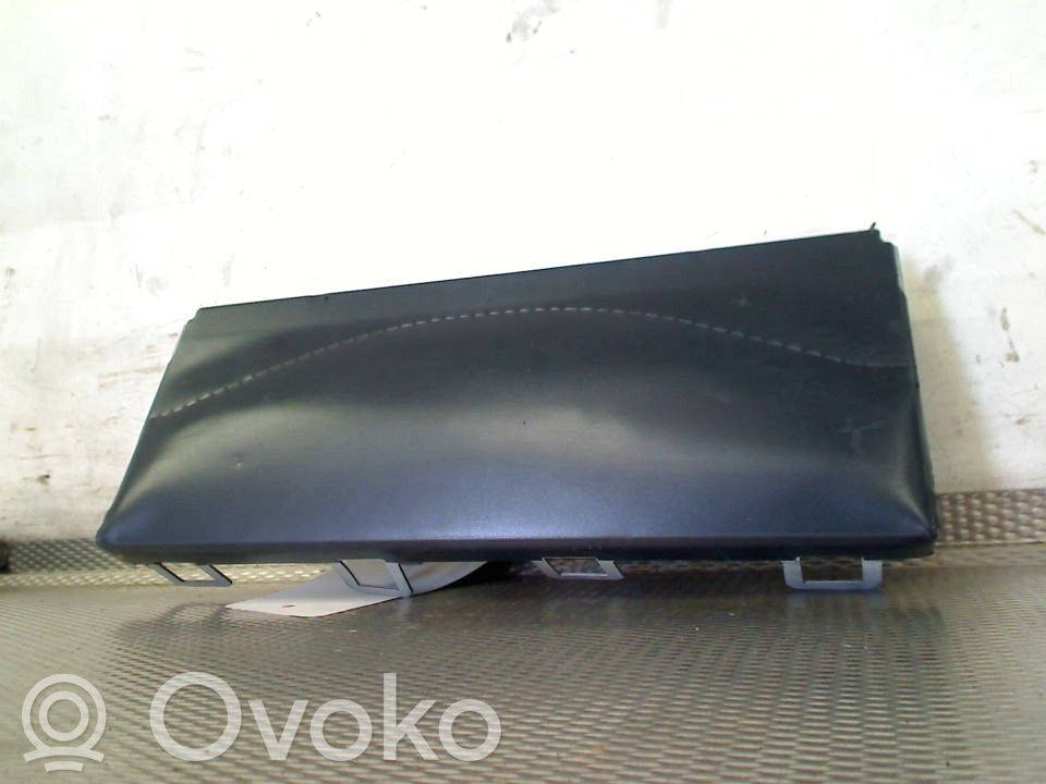 Volkswagen Golf VII Airbag per le ginocchia