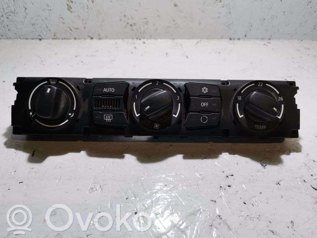 Climate control unit   698850201