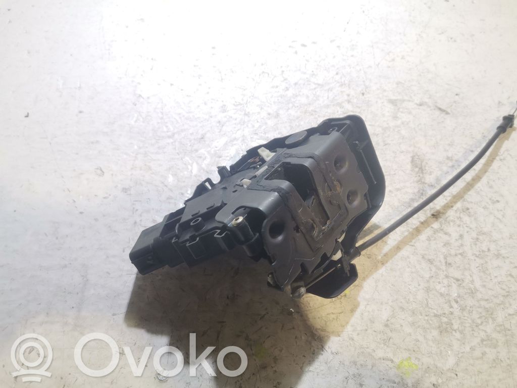 Ford Focus Front door lock 