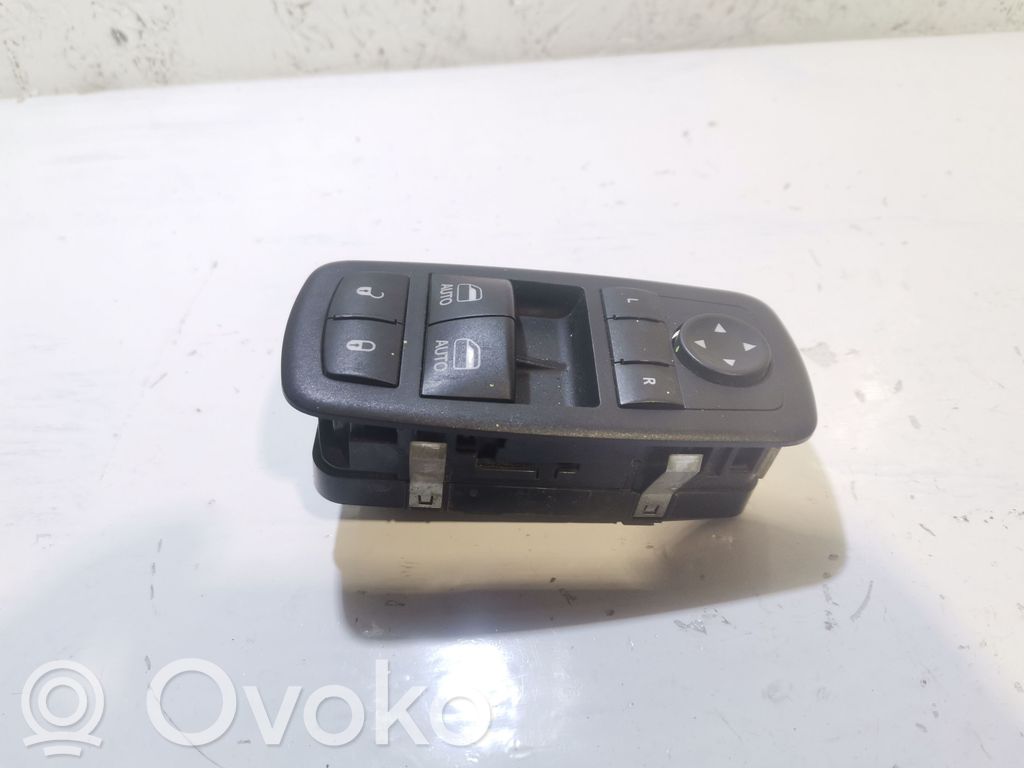 Dodge Challenger Electric window control switch 