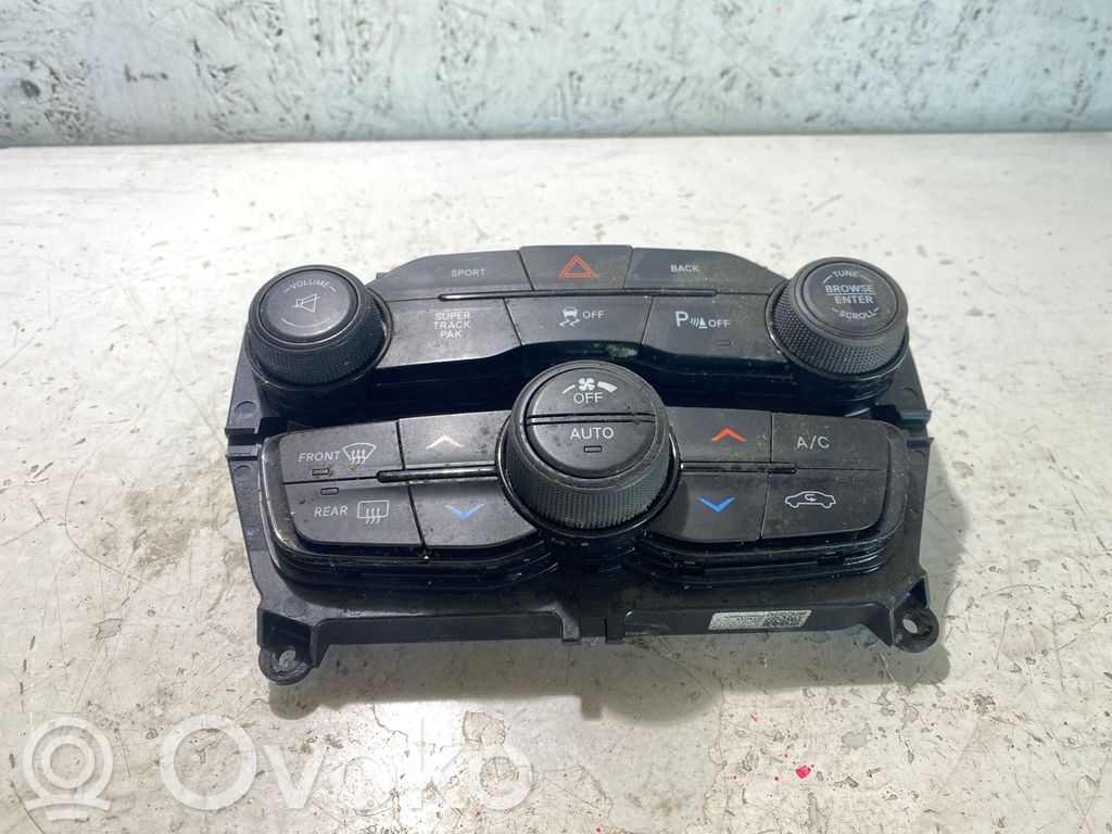Dodge Challenger Climate control unit 