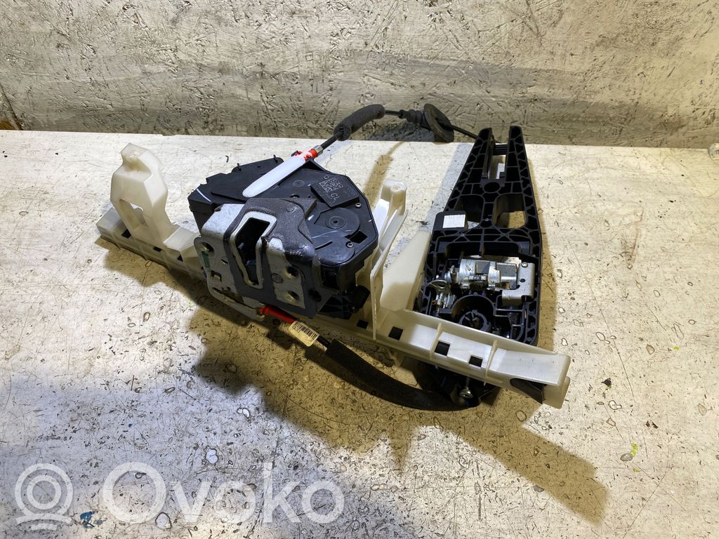 Ford Edge II Front door lock 