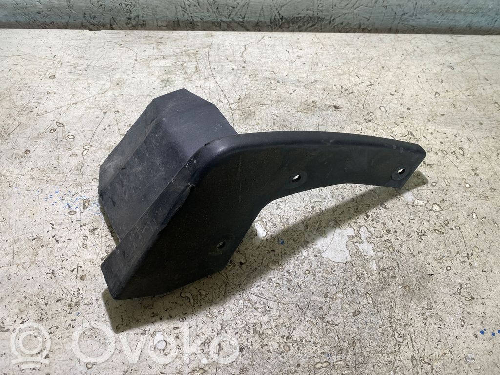 Ram 1500 Kita salono detalė 
