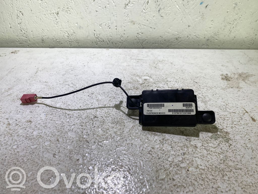 Dodge Challenger Moduł / Sterownik anteny 