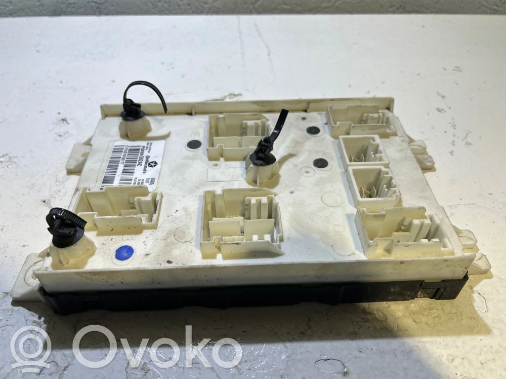 Dodge Challenger Module confort 
