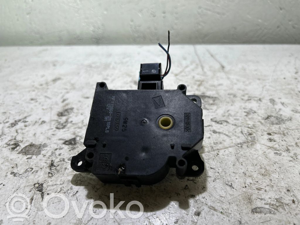 Toyota Avensis T270 Air flap motor/actuator 