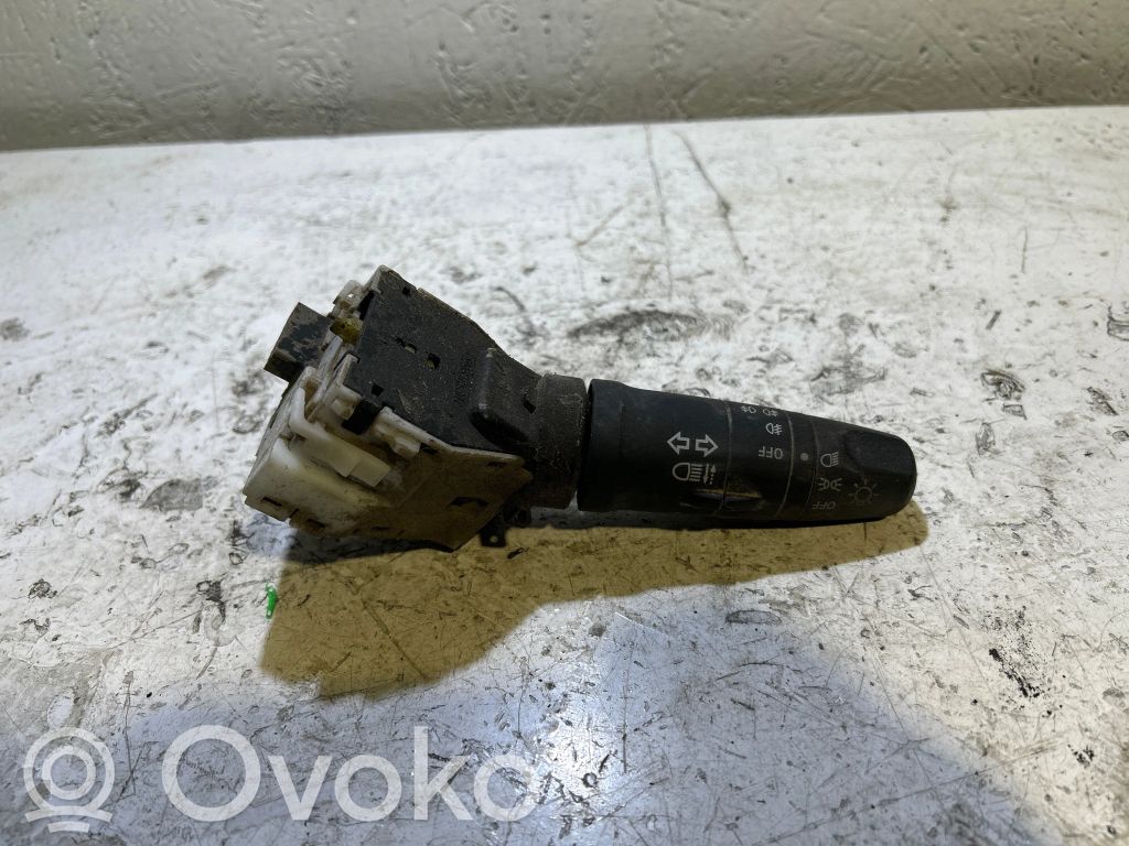 Pyyhkijän vipu   14425