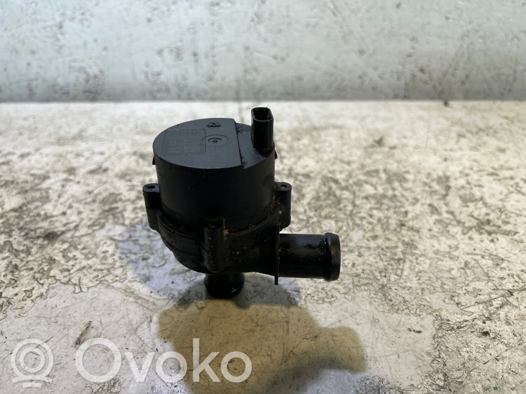 Volkswagen Caddy Pompa cyrkulacji / obiegu wody 