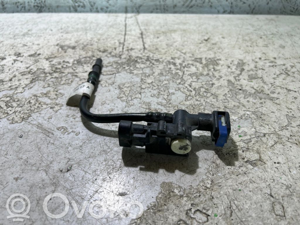 Fuel level sensor   04593949AB,70611