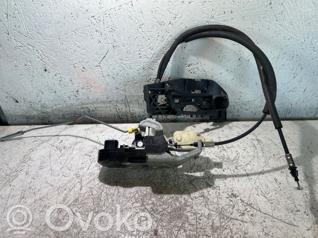 Dodge Challenger Zamek drzwi przednich 