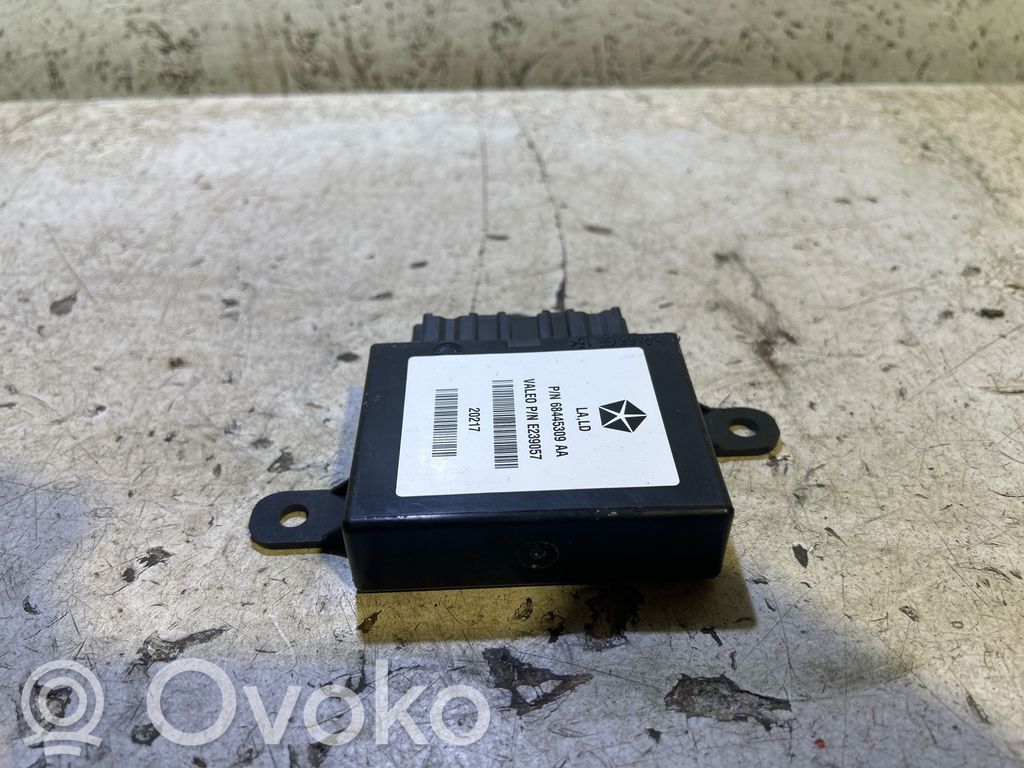 Parking PDC control unit/module   68445309AA,E239057,20217
