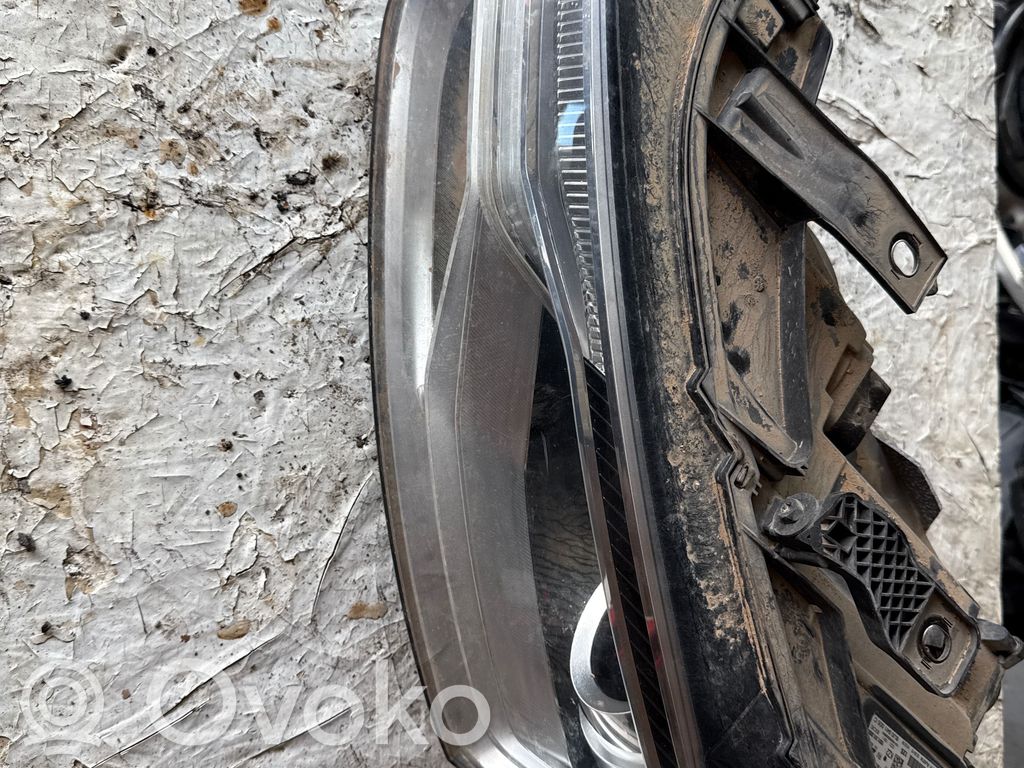 Audi Q3 8U Scheinwerfer 