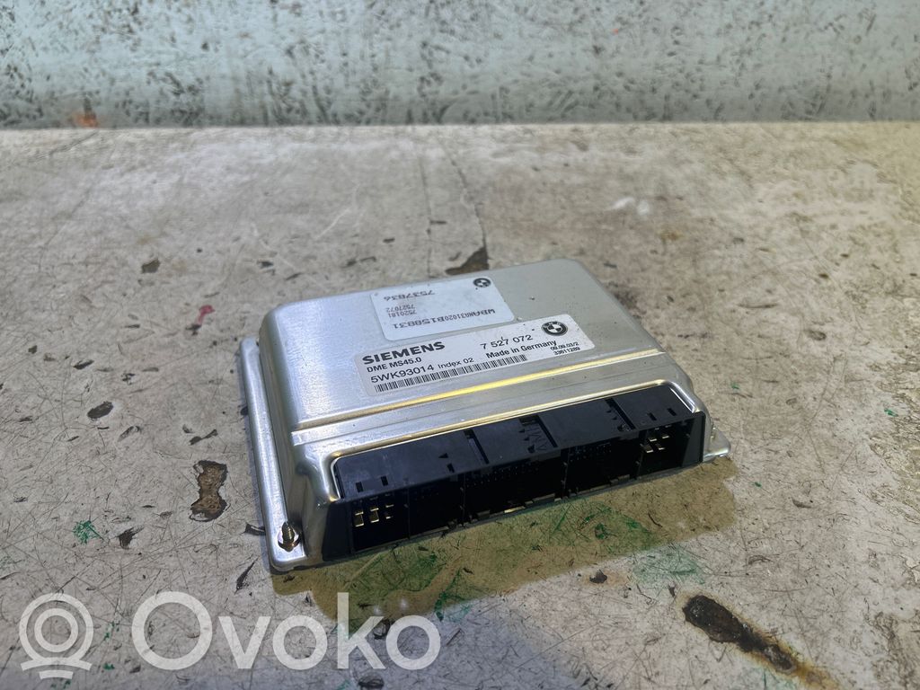 BMW 5 E60 E61 Engine control unit/module 