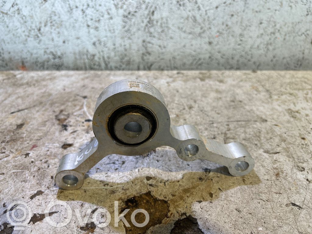 Mocowanie / Uchwyt skrzyni biegów   NZ636P093AA,23085,A64AB