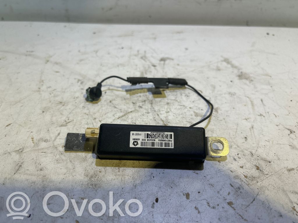Dodge Challenger Amplificatore antenna 