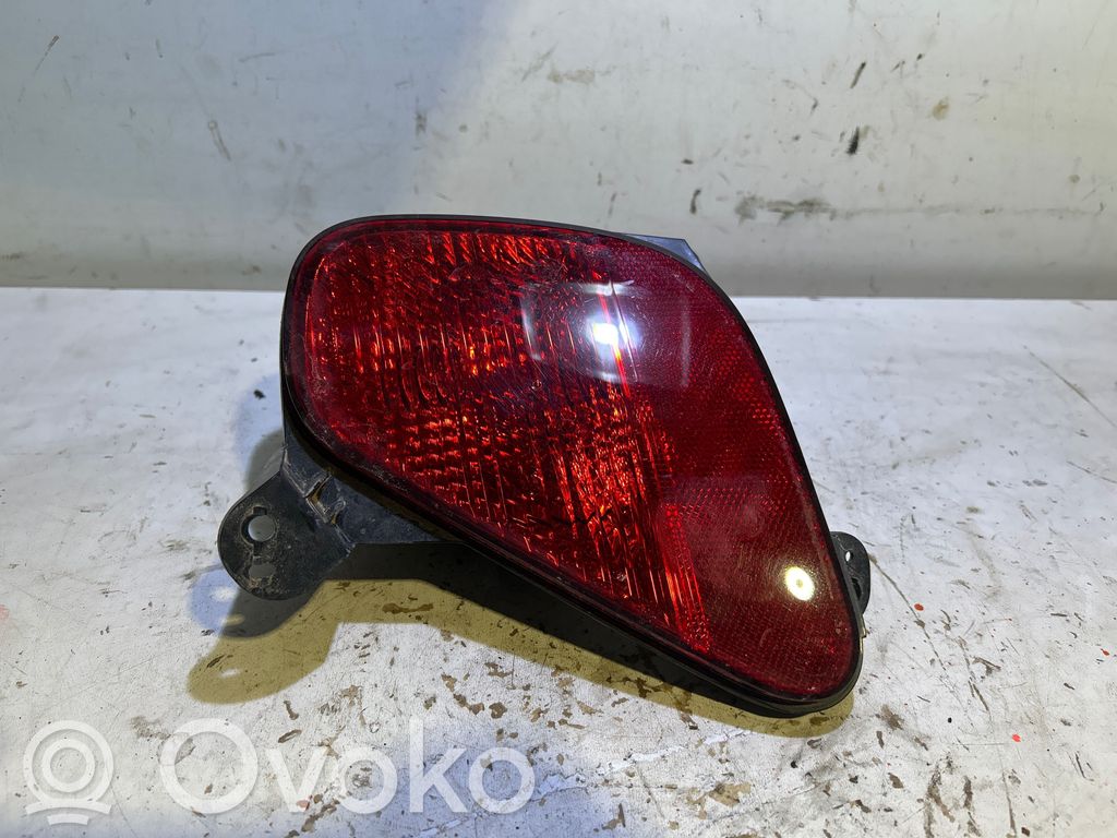 Mitsubishi Eclipse Cross Miglas lukturis aizmugurē 