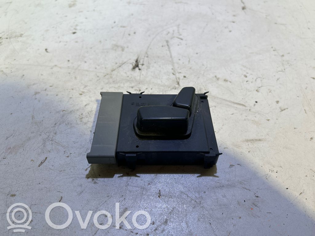 Jeep Grand Cherokee Seat control switch 