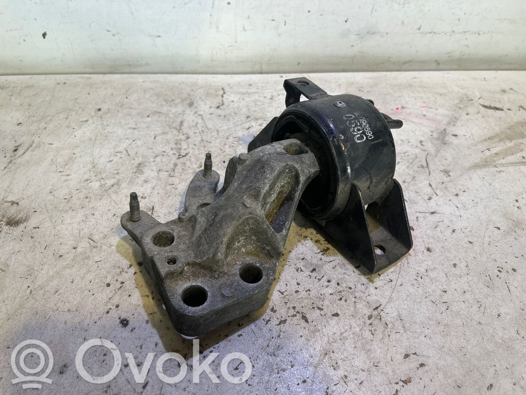 Opel Mokka Engine mount bracket 