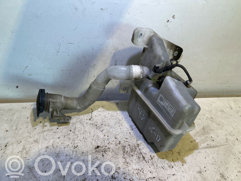 Volkswagen PASSAT B8 Zbiornik płynu do spryskiwaczy szyby przedniej / czołowej 