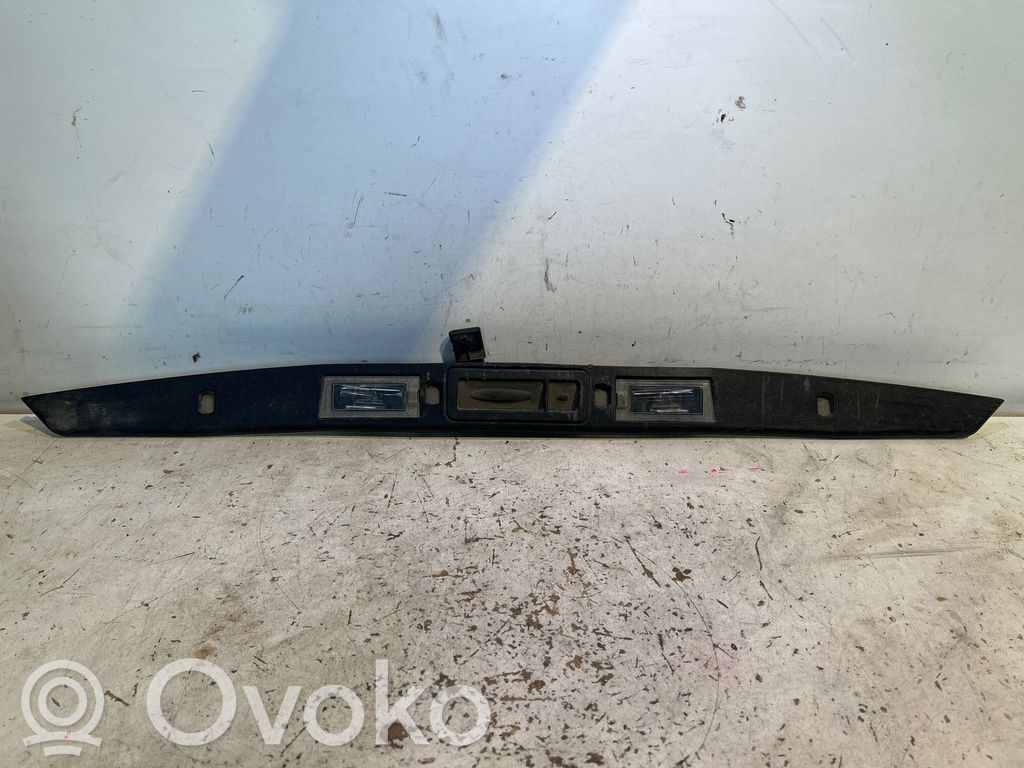 Jeep Cherokee KL Éclairage de plaque d'immatriculation 