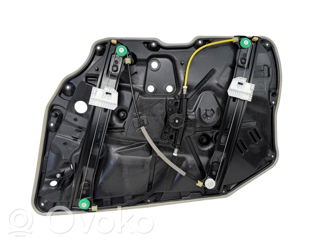 Mercedes-Benz S W222 Mechanizm podnoszenia szyby przedniej bez silnika 