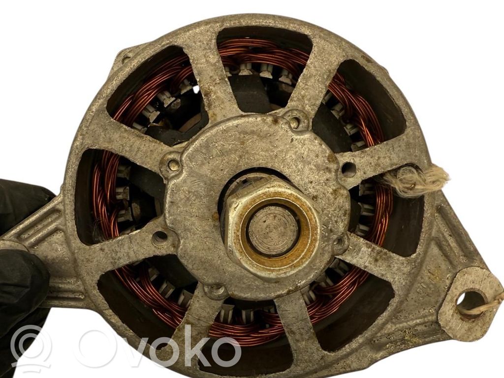 GAZ 21 Ģenerators 
