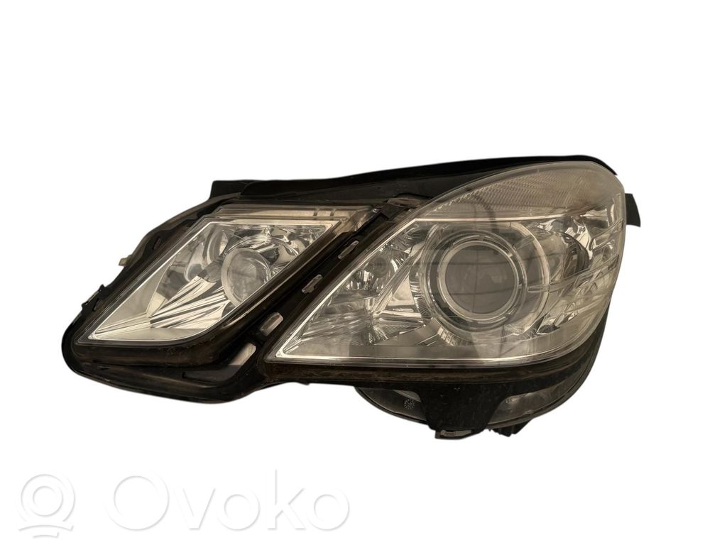 Mercedes-Benz E W212 Phare frontale 