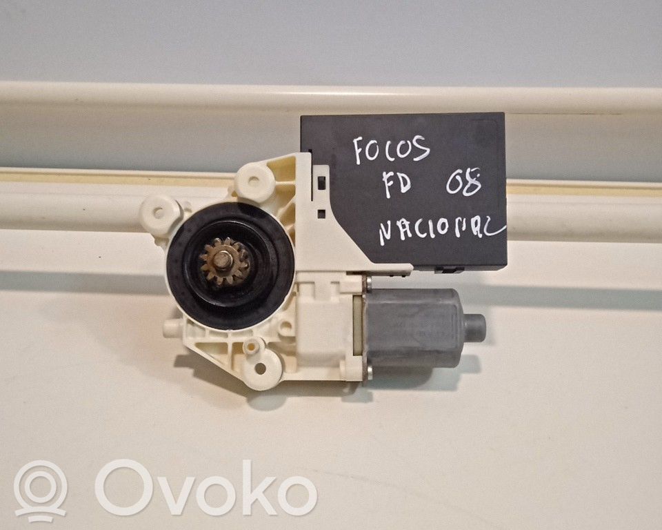 Ford Focus Priekinio lango pakelėjo varikliukas 