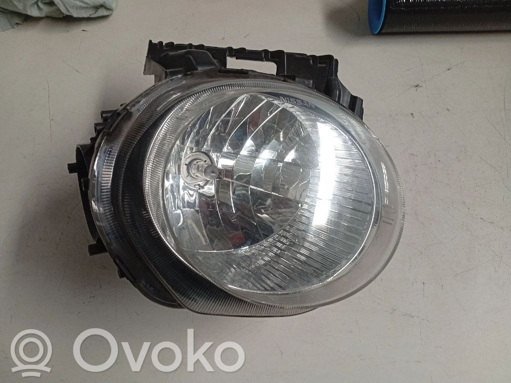 Nissan Juke I F15 Headlight/headlamp 