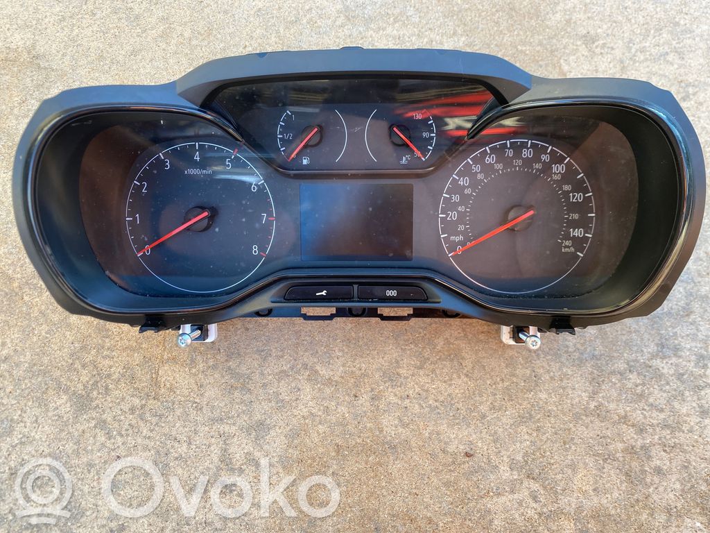 Opel Combo E Geschwindigkeitsmesser Cockpit 