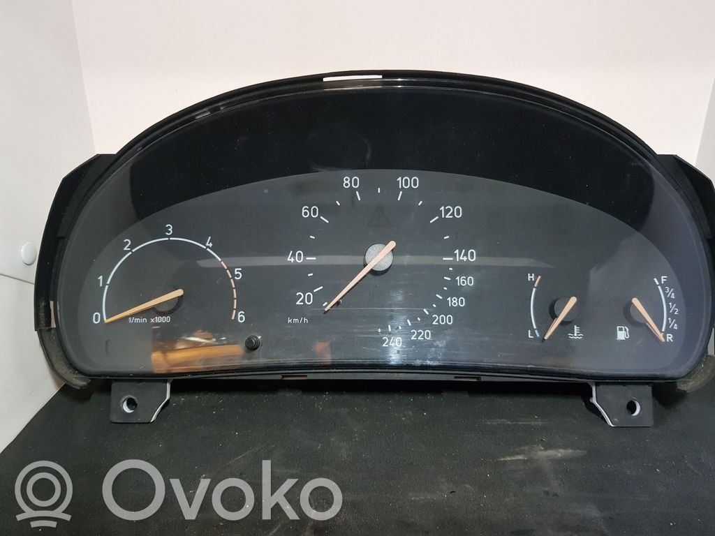 Saab 9-3 Ver1 Speedometer (instrument cluster) 