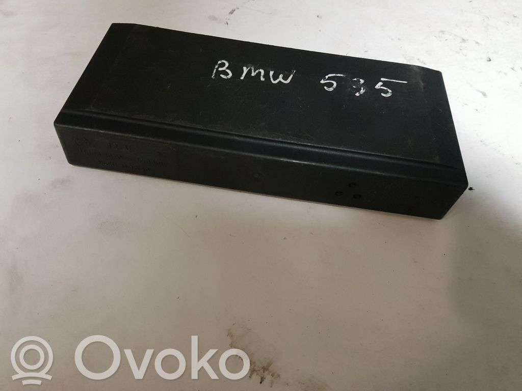 BMW 5 E39 Komforta modulis 