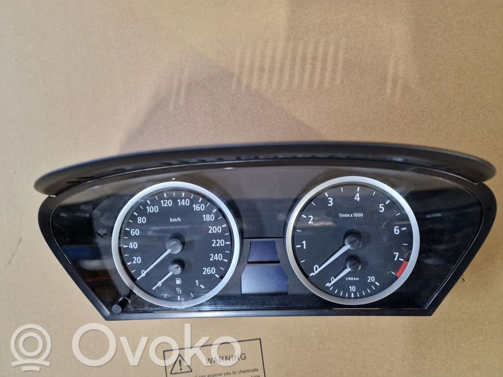 BMW 5 E60 E61 Speedometer (instrument cluster) 