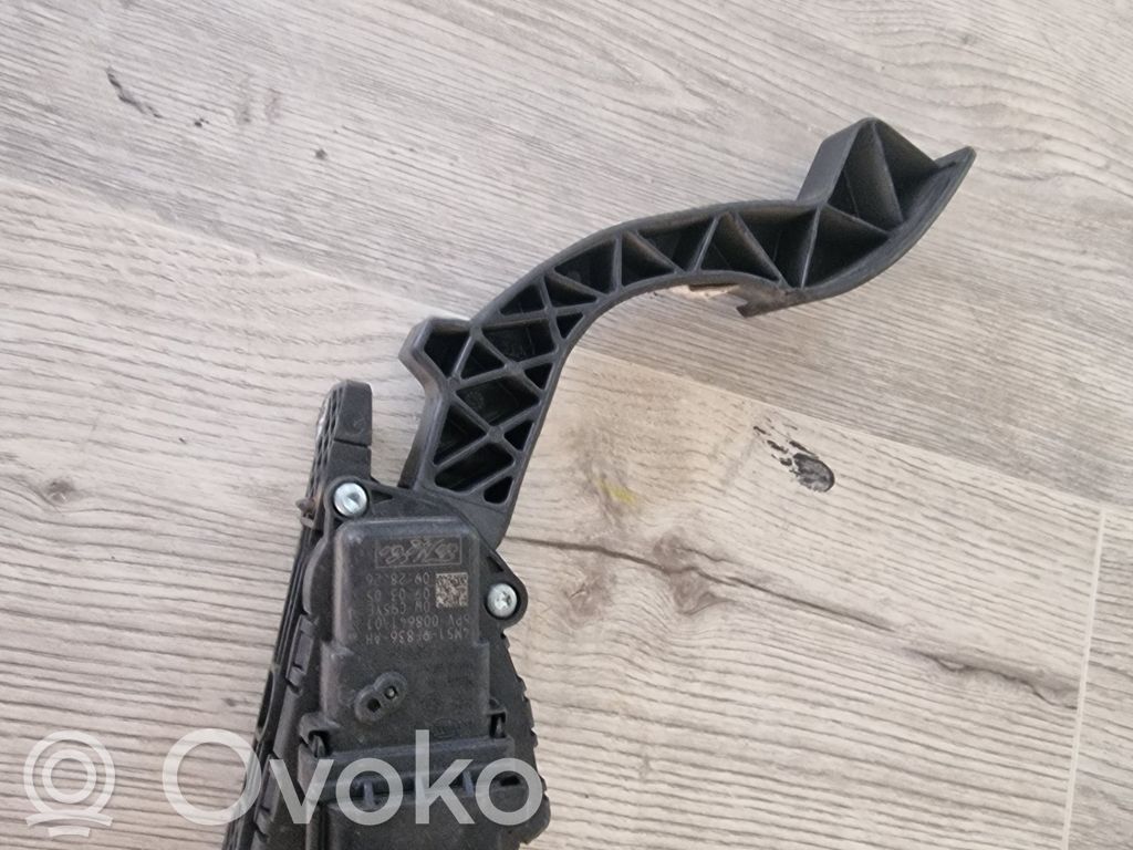 Acceleration sensor   4M519F836AH