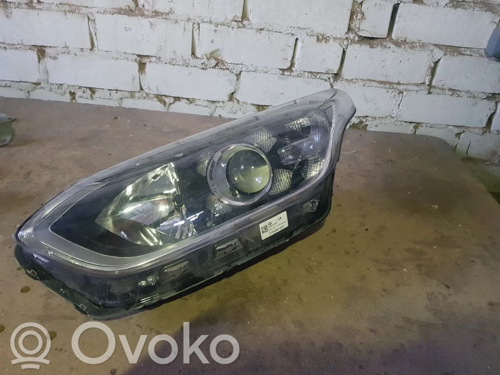 KIA Ceed Headlight/headlamp 