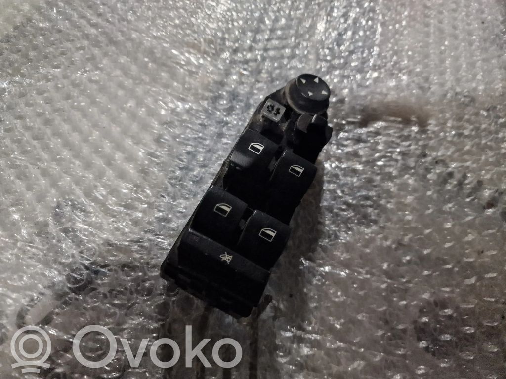 BMW 5 E60 E61 Electric window control switch 