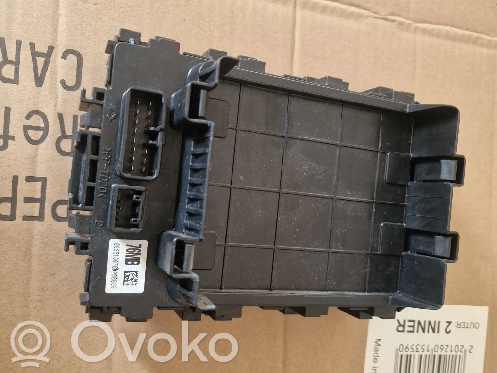 Suzuki Grand Vitara II Fuse module 