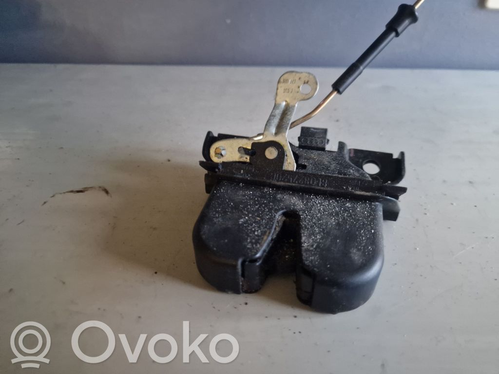 Audi A3 S3 8L Spyna galinio dangčio 