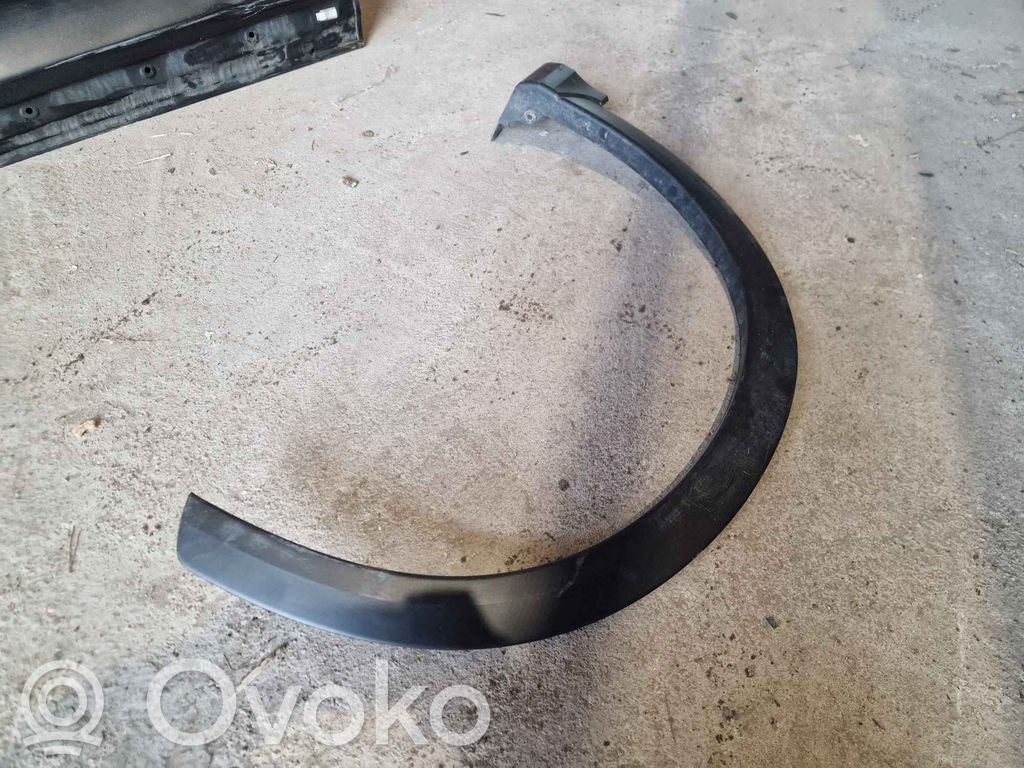Mitsubishi Eclipse Cross Priekinės arkos apdaila 