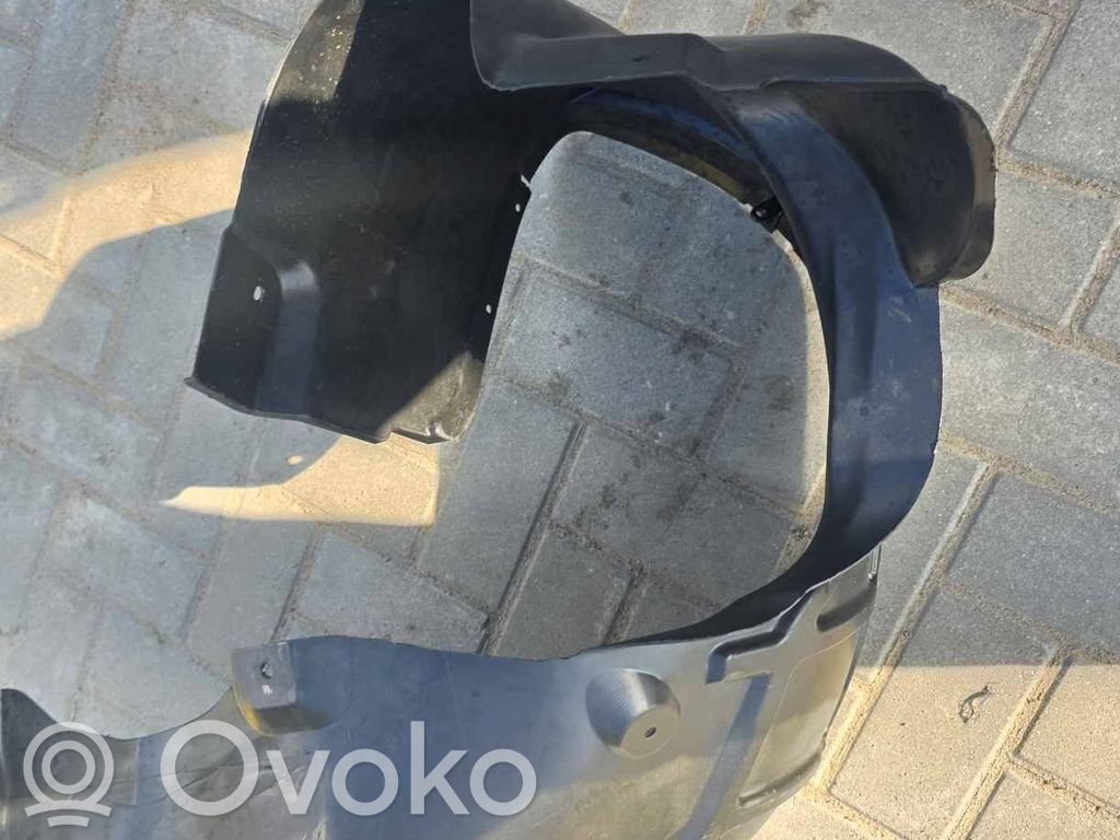 Audi A1 Apakšspārns 