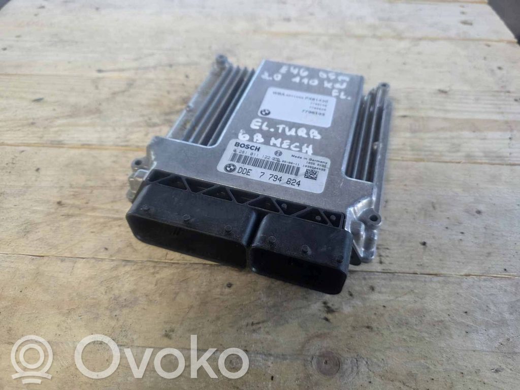 BMW 3 E46 Engine control unit/module 