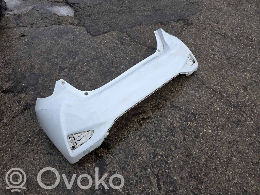Toyota Yaris Parachoques 