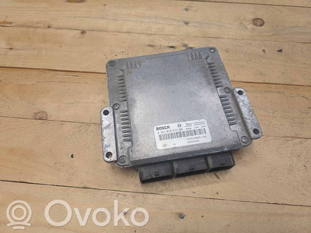 Renault Trafic II (X83) Engine control unit/module 