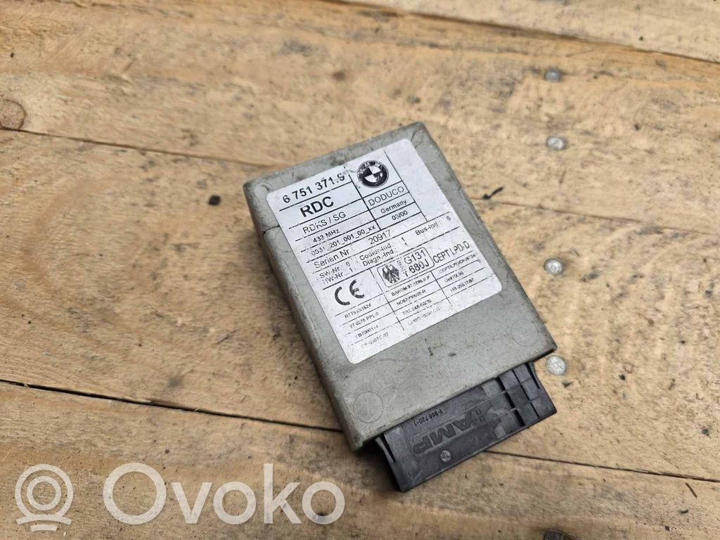 BMW 5 E39 Tire pressure control unit 