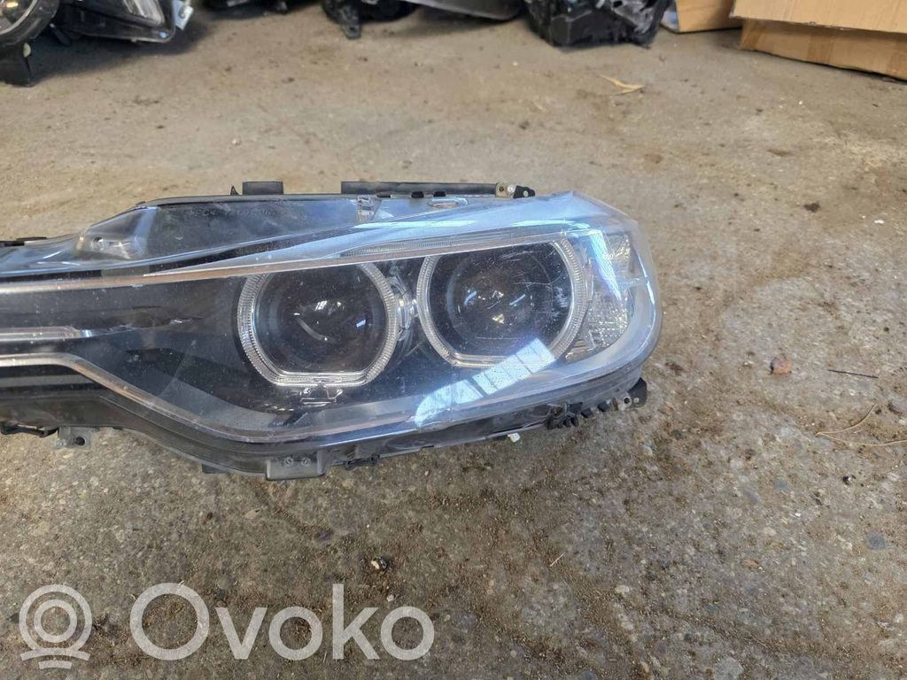 BMW 3 F30 F35 F31 Priekinis žibintas 