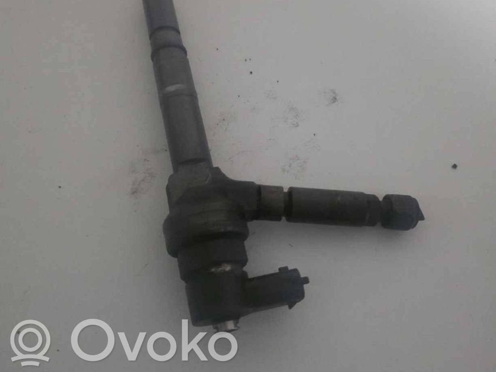 Opel Astra H Inyector de combustible 