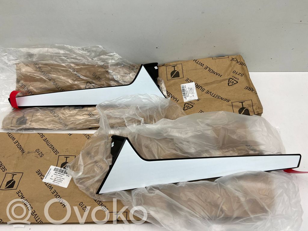 Audi e-tron Other trunk/boot trim element 